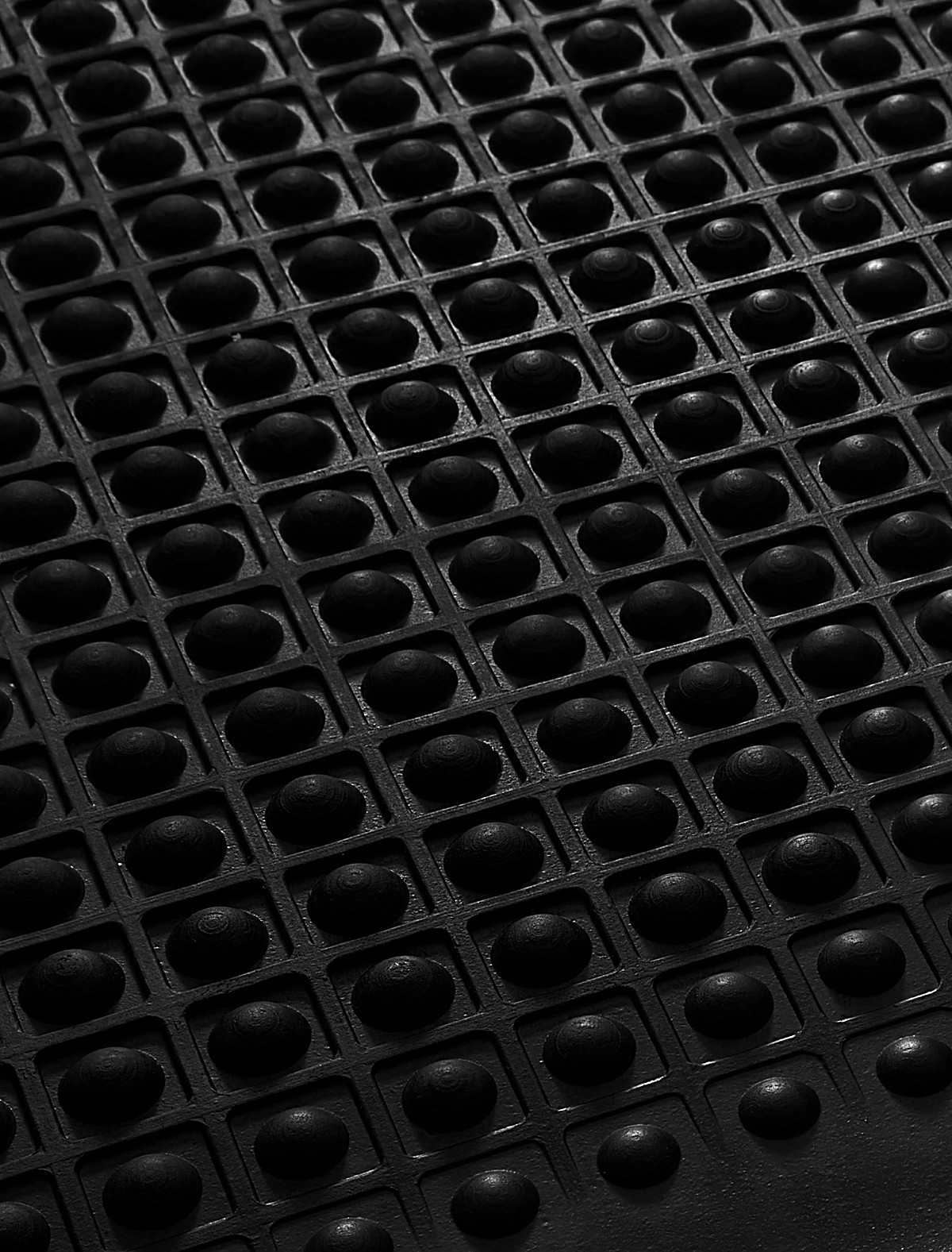 Bubble Mat Molded-bubble surface detail