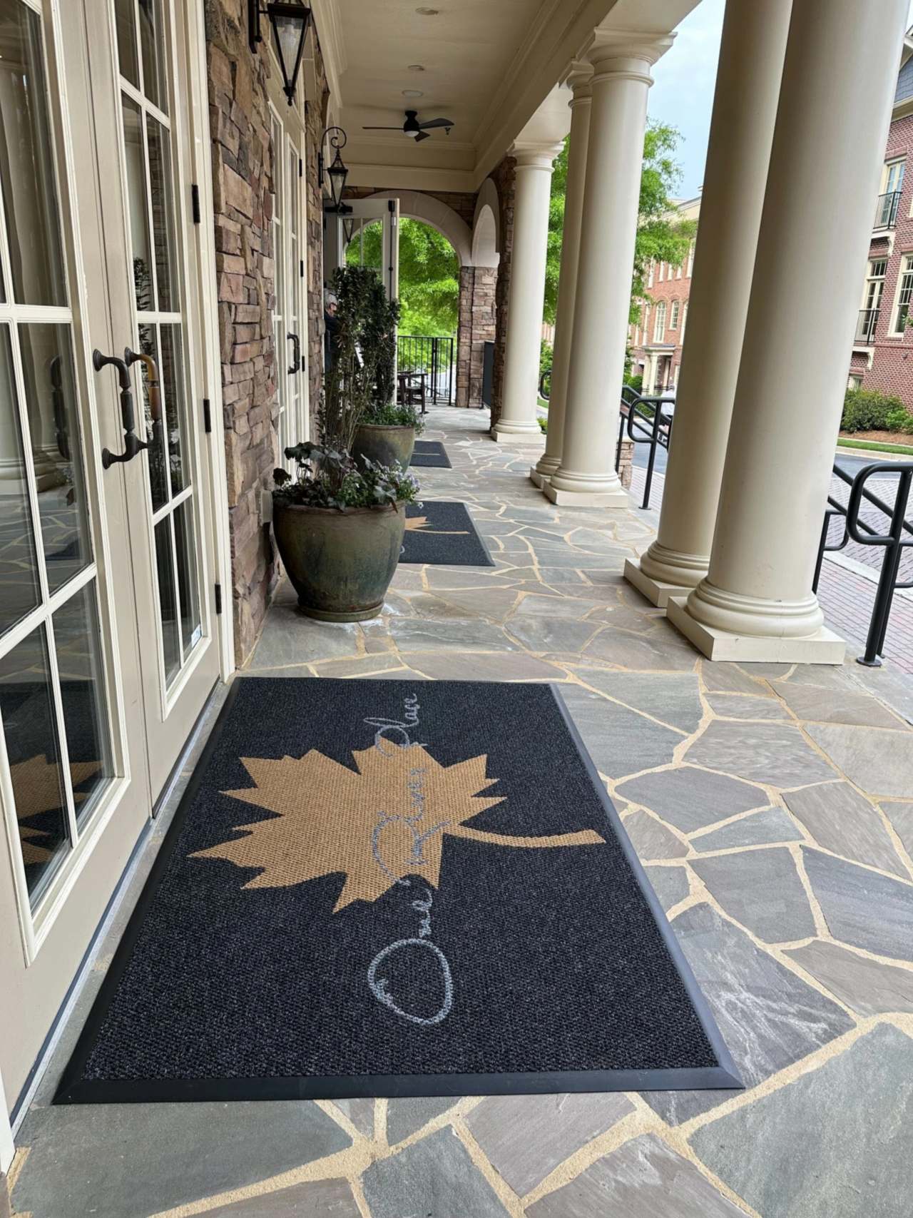 Champion Super Nop (CSN Customs) Residential porch