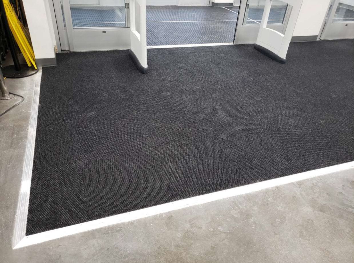 Champion Super Nop Tile Hardware store